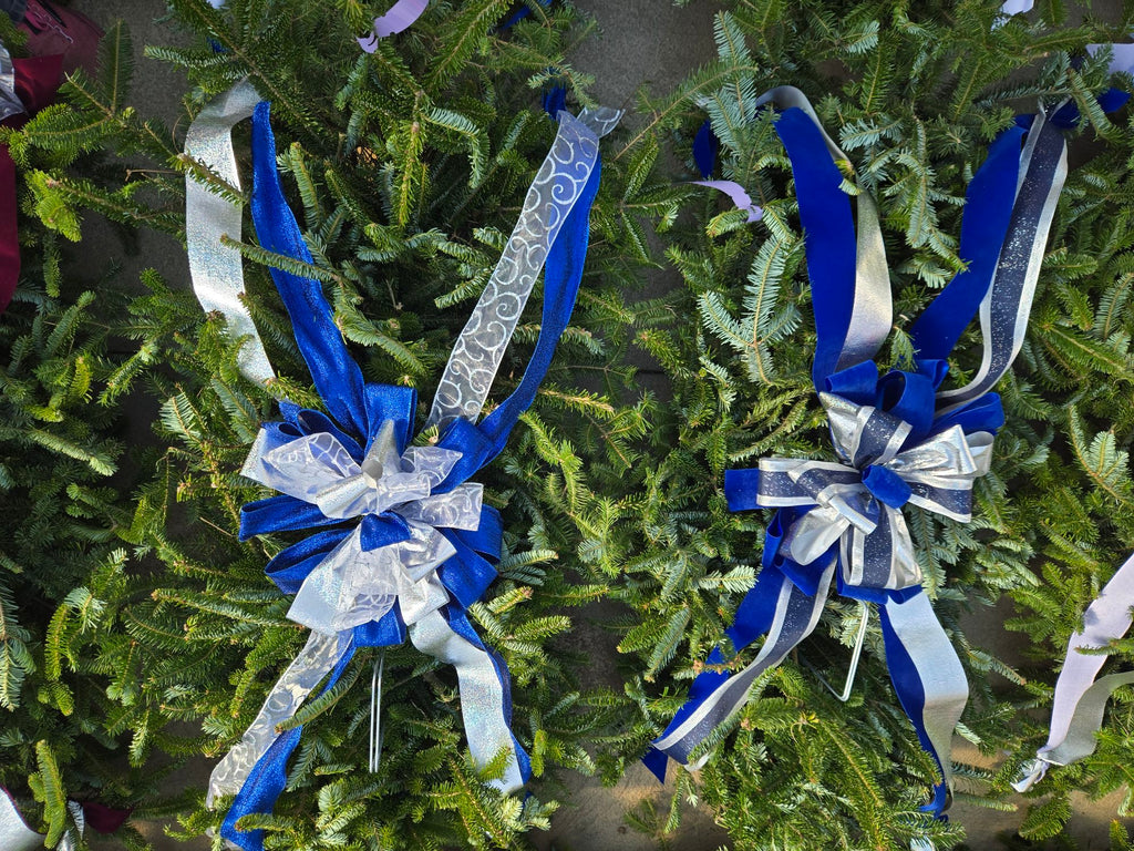 Large Grave Blanket - Bow & Pinecones