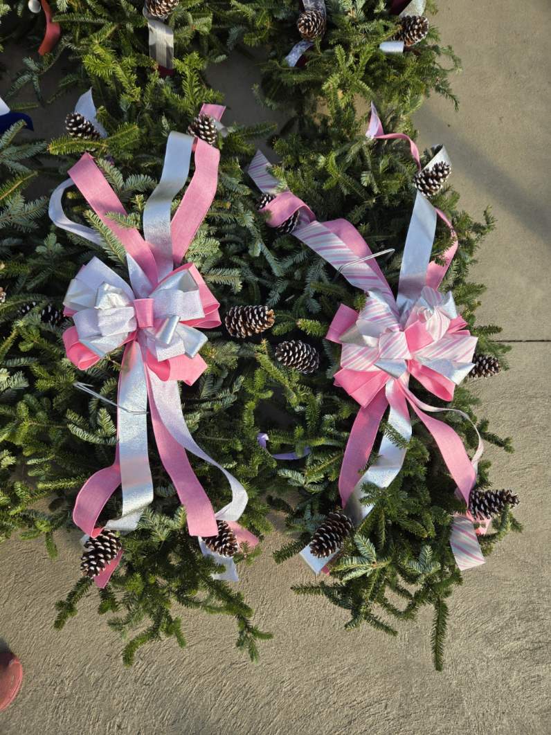 Large Grave Blanket - Bow & Pinecones